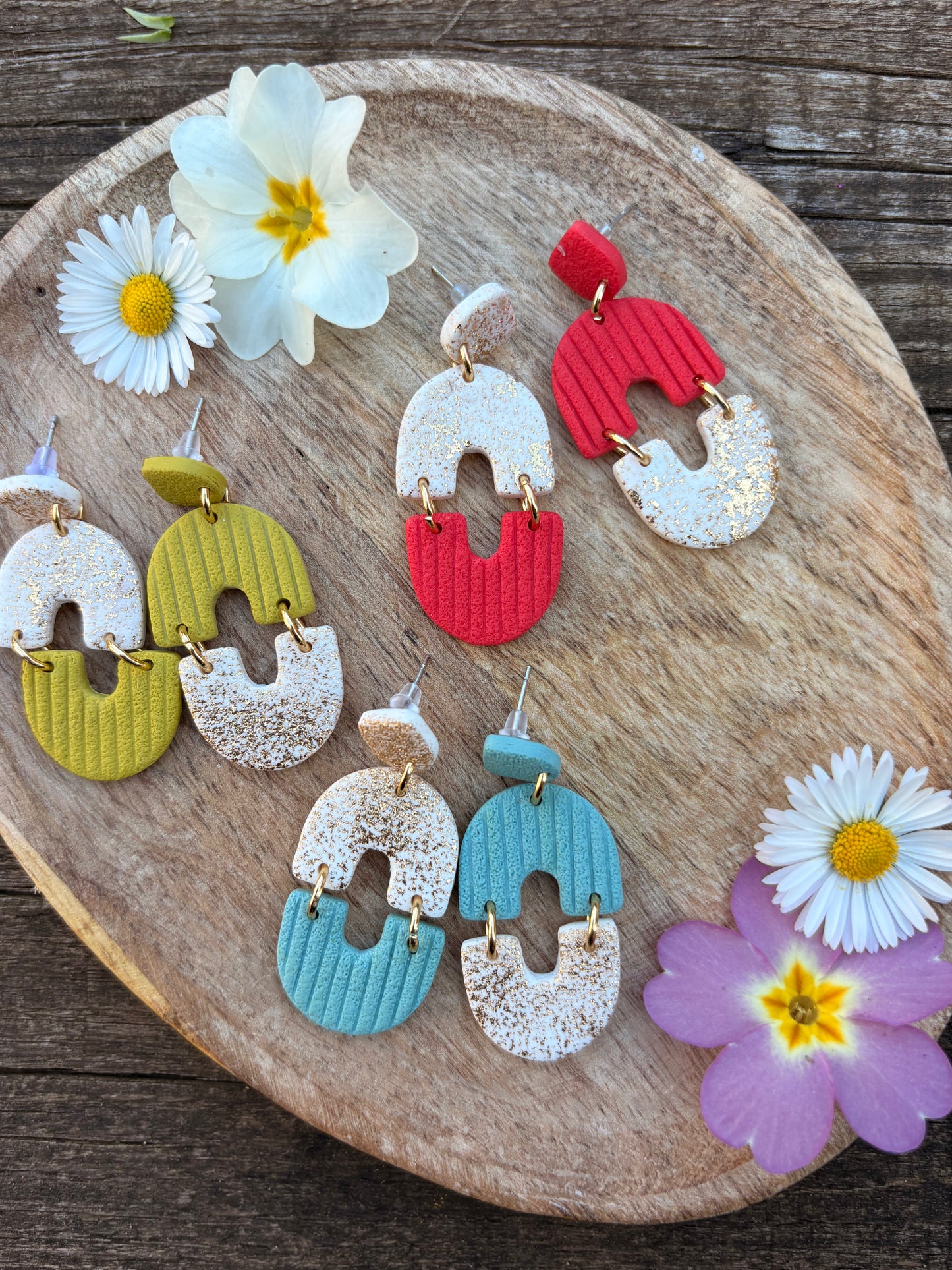 Les boucles d'oreilles Chloé